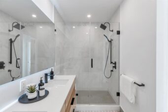 #703 - 546 Beatty Street
